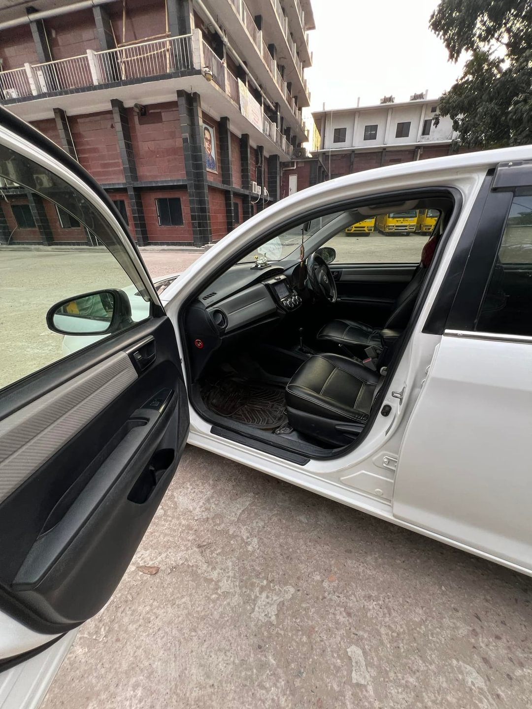 Toyota axio. Sera Cars - Used Cars Price in Bangladesh. Buy/Sell Second Hand Cars. SeraOffers.com