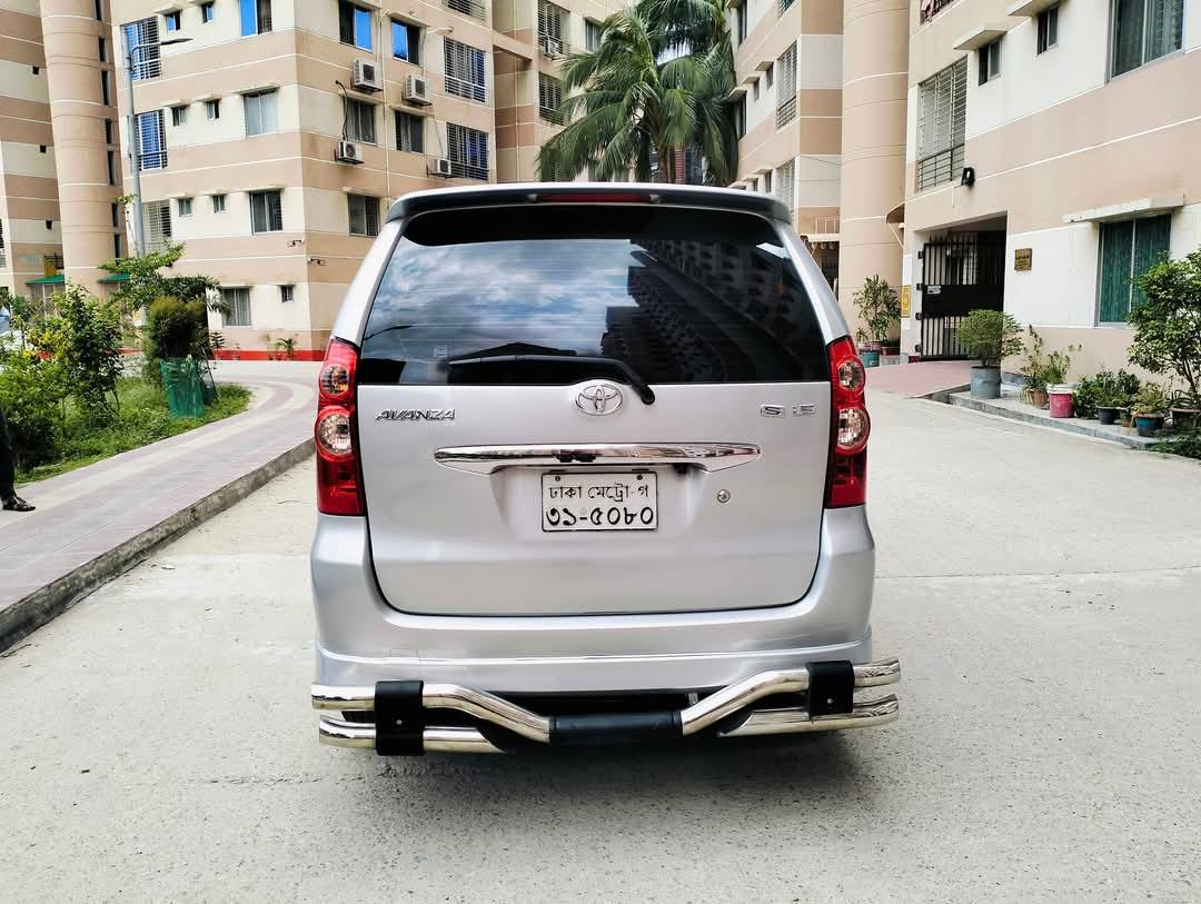 Toyota Avanza  Model 2010. Sera Cars - Used Cars Price in Bangladesh. Buy/Sell Second Hand Cars. SeraOffers.com