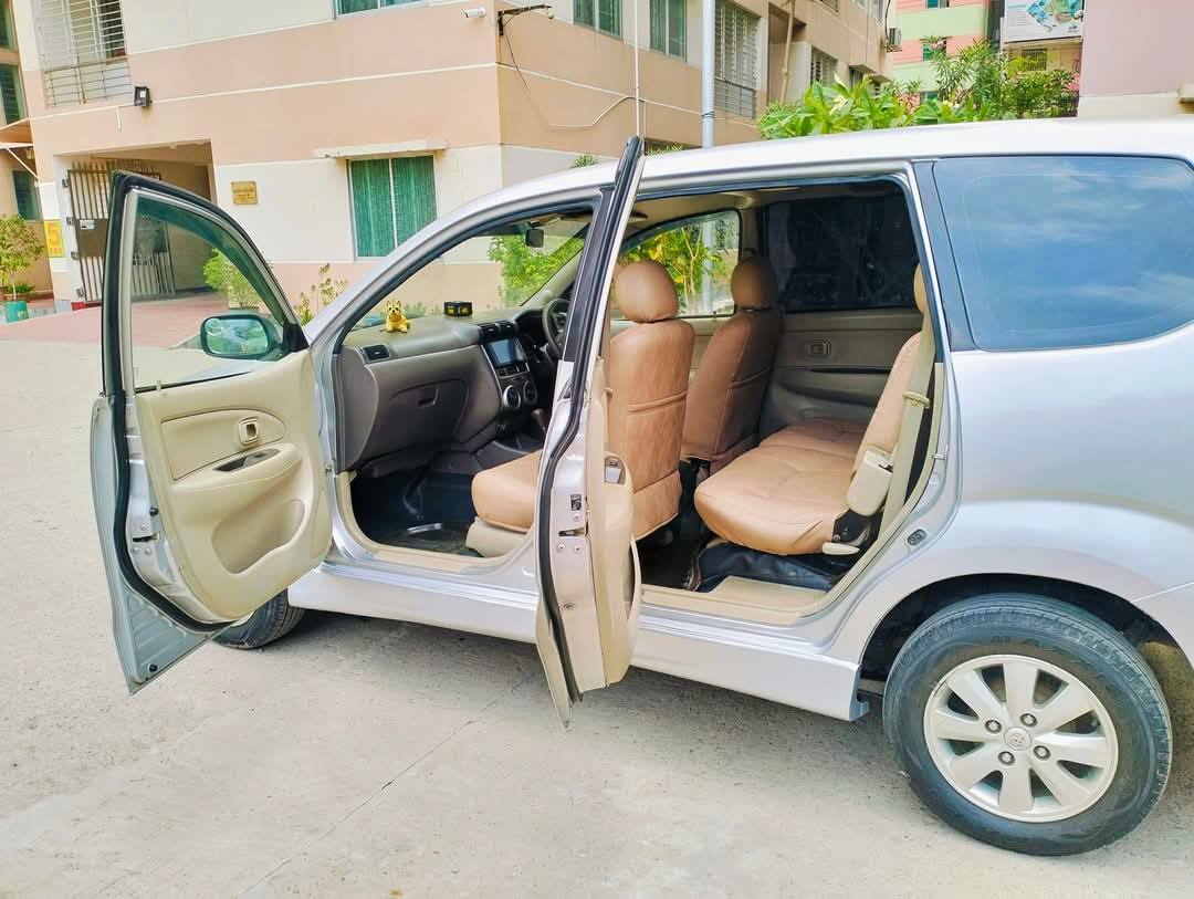 Toyota Avanza  Model 2010. Sera Cars - Used Cars Price in Bangladesh. Buy/Sell Second Hand Cars. SeraOffers.com