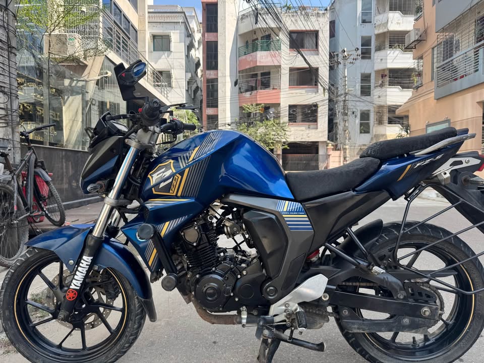 Yamaha FZ-S V2.0 FI